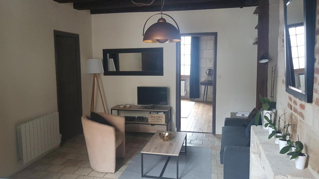 Appartement Dans Immeuble 15 Eme Siecles Vieux Тур Экстерьер фото